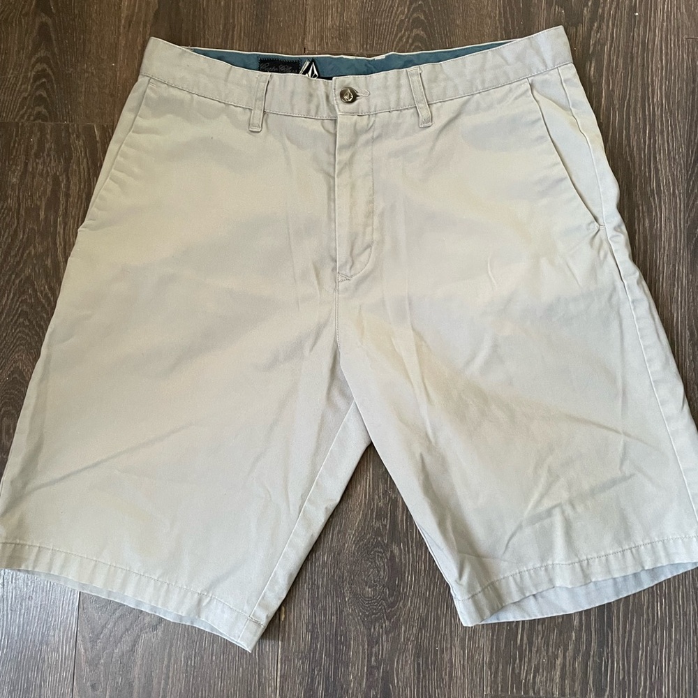 Volcom & Under Armour Shorts - Bundle Deal! Size 34 (Better for 33)